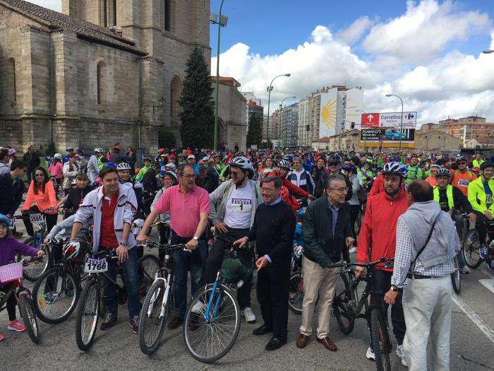 Autoridades de Burgos en el Día de la Bici