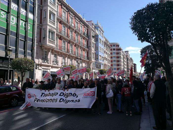 Unas 200 personas vuelven a salir a la calle por unas pensiones dignas ...